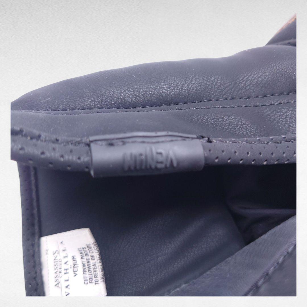 激レア Venum アサシンクリード ボクシンググローブ　12 oz 完売品