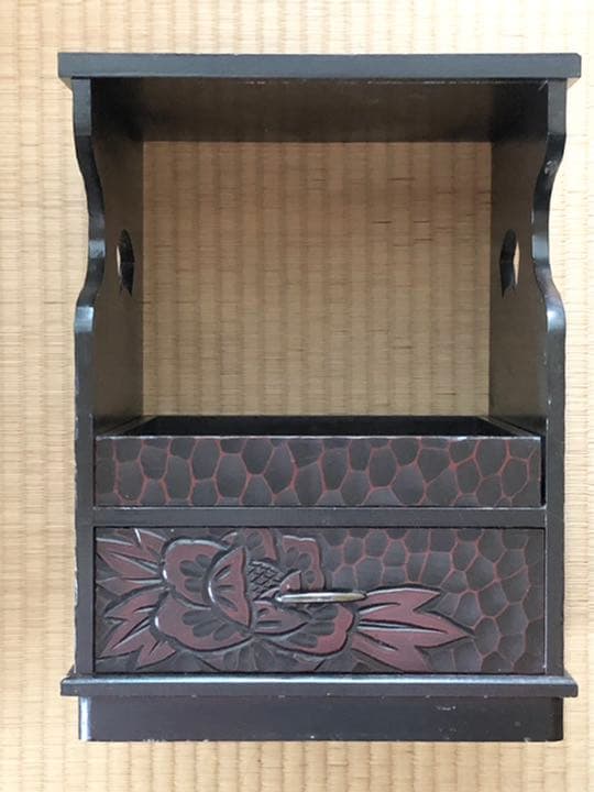 昭和戦前　天然木小物入れ２点　木彫り　花　立体網目模様　艶あり