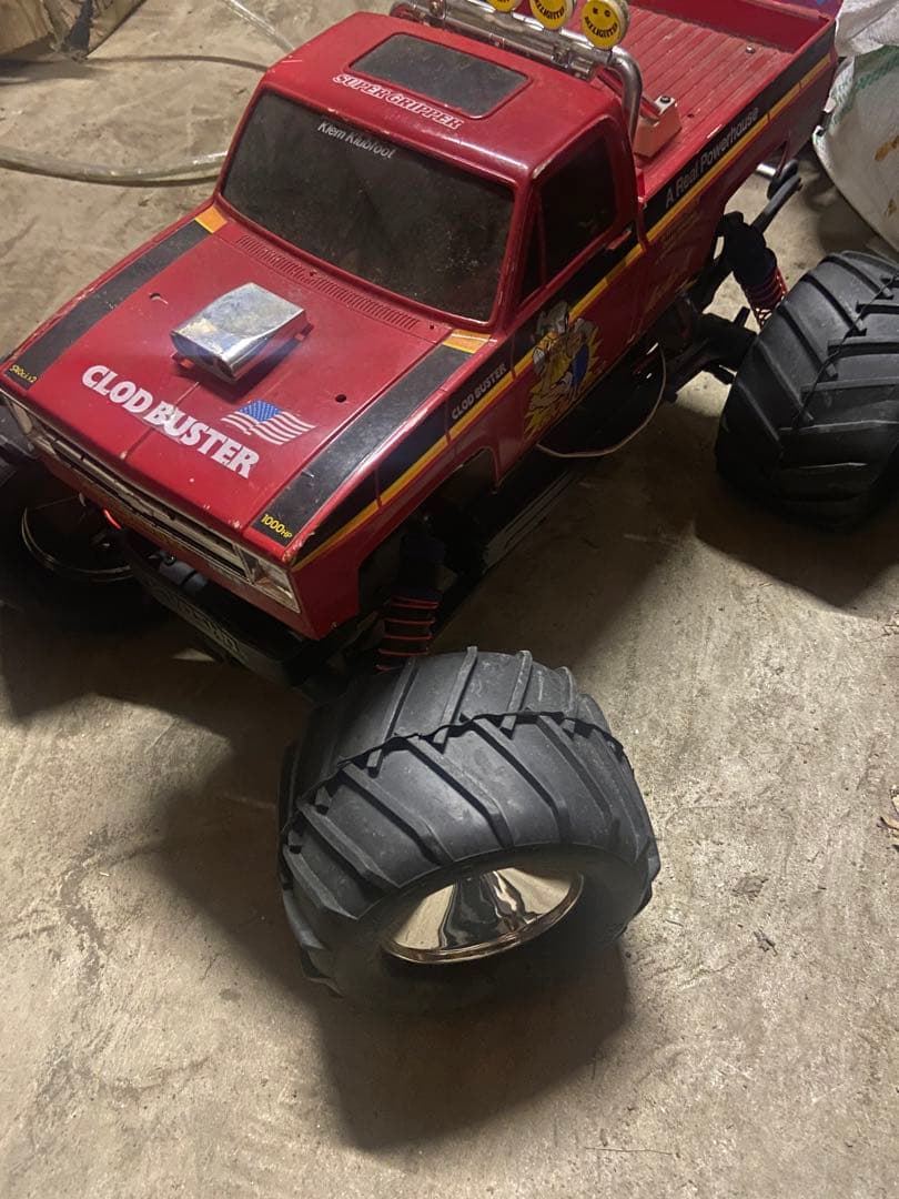 京商ラジコン　シャーシ　車体　4WD