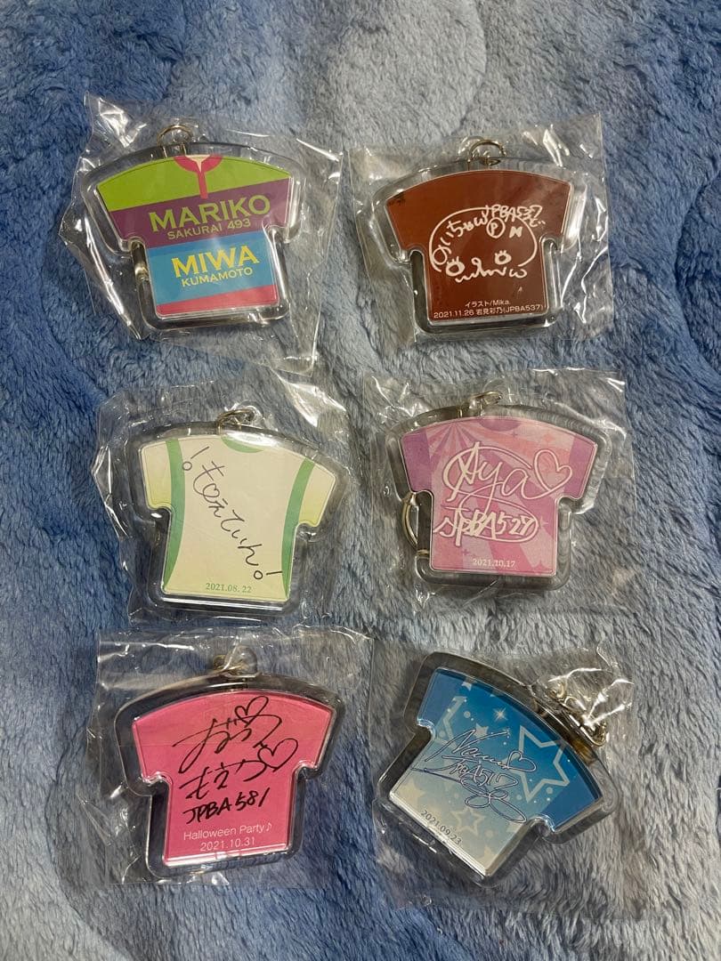 Tシャツ型サイン入りキーホルダーセット