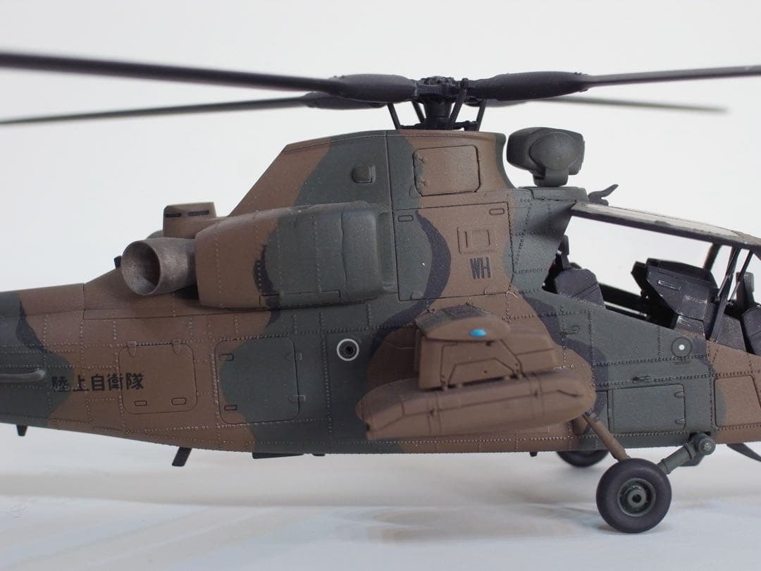［完成品］陸上自衛隊 OH-1 観測ヘリコプター 1/72