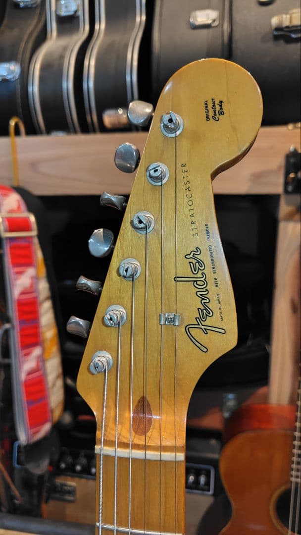 FENDER JAPAN JVシリアル ST57-65 83年製　ケース付き