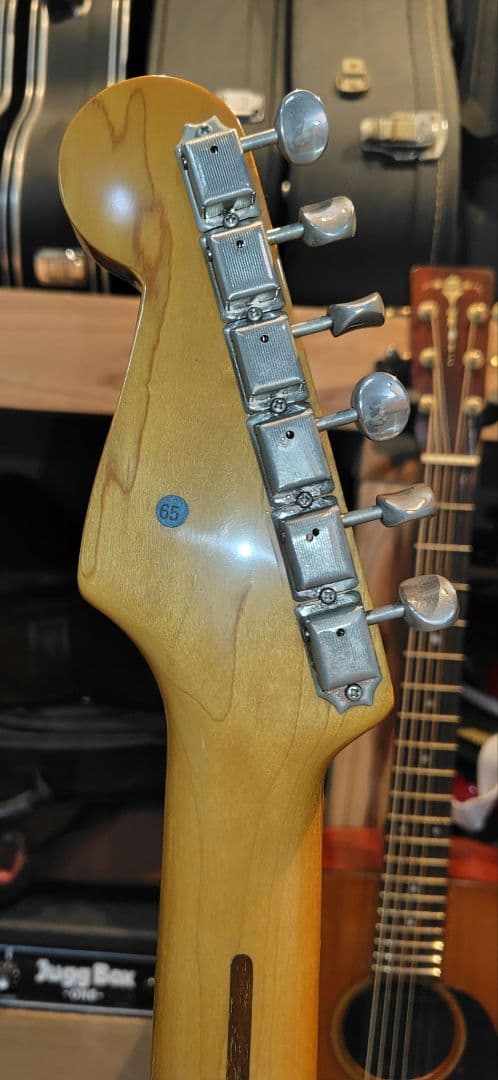 FENDER JAPAN JVシリアル ST57-65 83年製　ケース付き