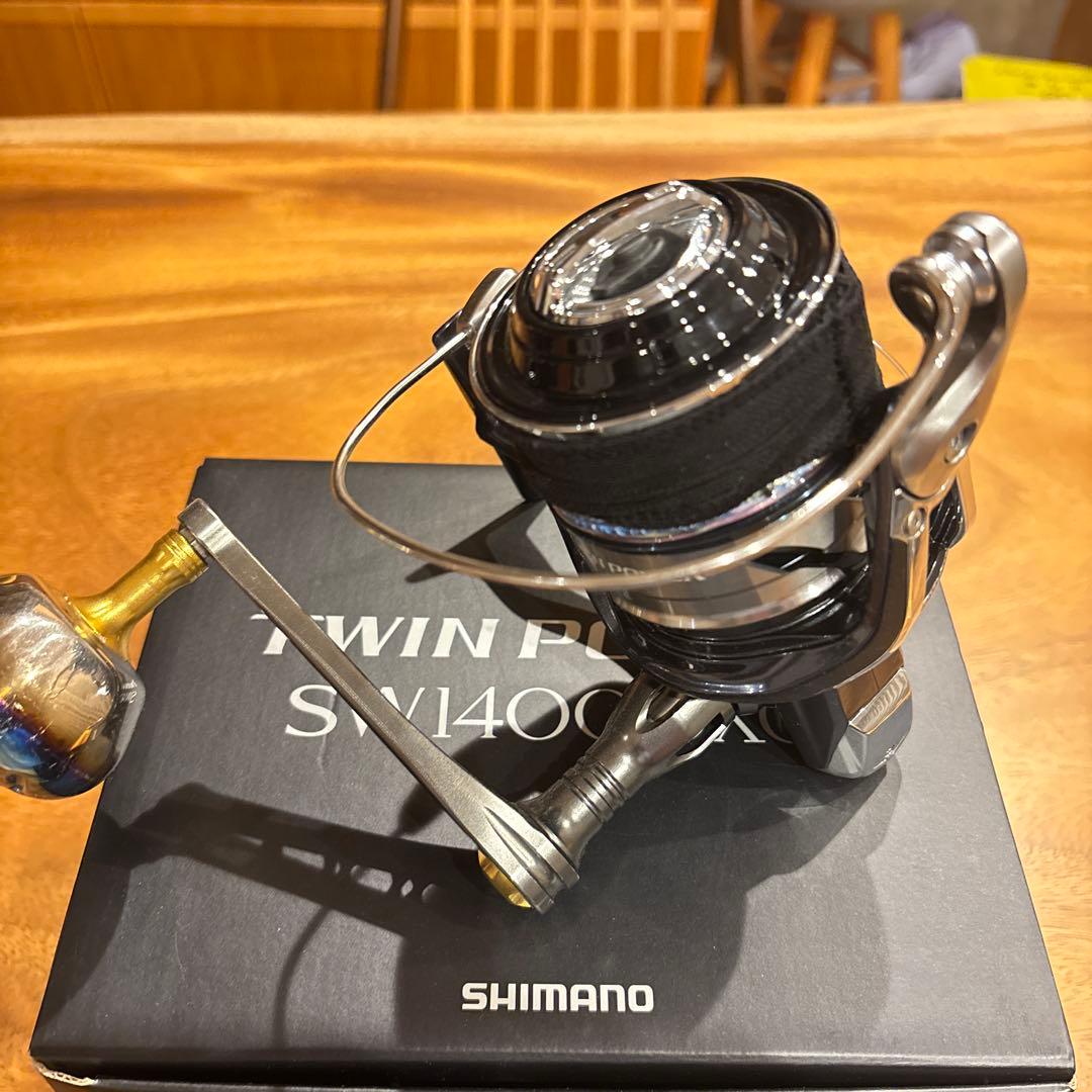 TWINPOWER SW14000XG リブレパワーハンドル98リールガード付き