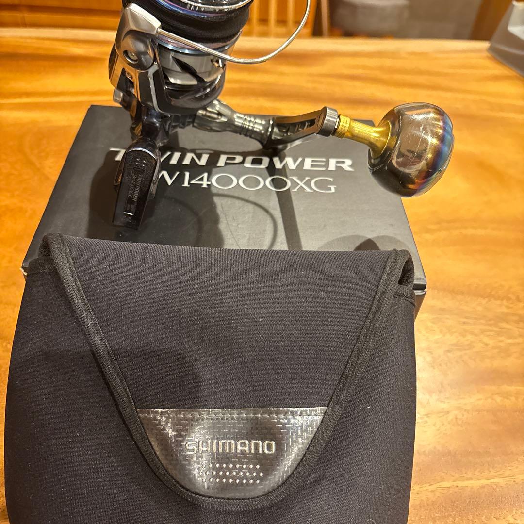 TWINPOWER SW14000XG リブレパワーハンドル98リールガード付き