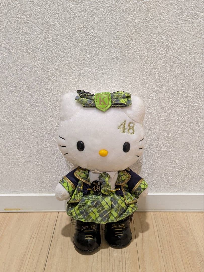 キティちゃん×AKB48コラボぬいぐるみ縦約25×横約16cm