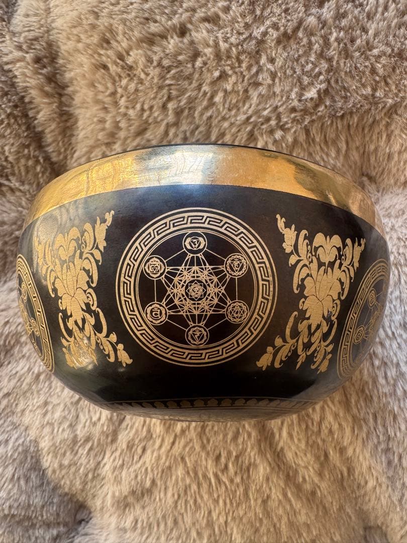 シンギングボウル　シンギングボール　ハンドメイド　ネパール　仏具　一点のみ