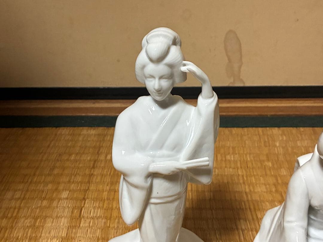 白磁 琴引き 和装 着物 乙女 女人像 揃い 三体揃い 時代物 古伊万里 出石焼