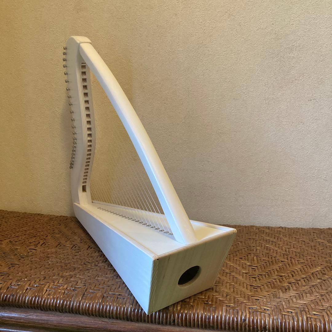 ホワイト 22弦 ハープ 本体