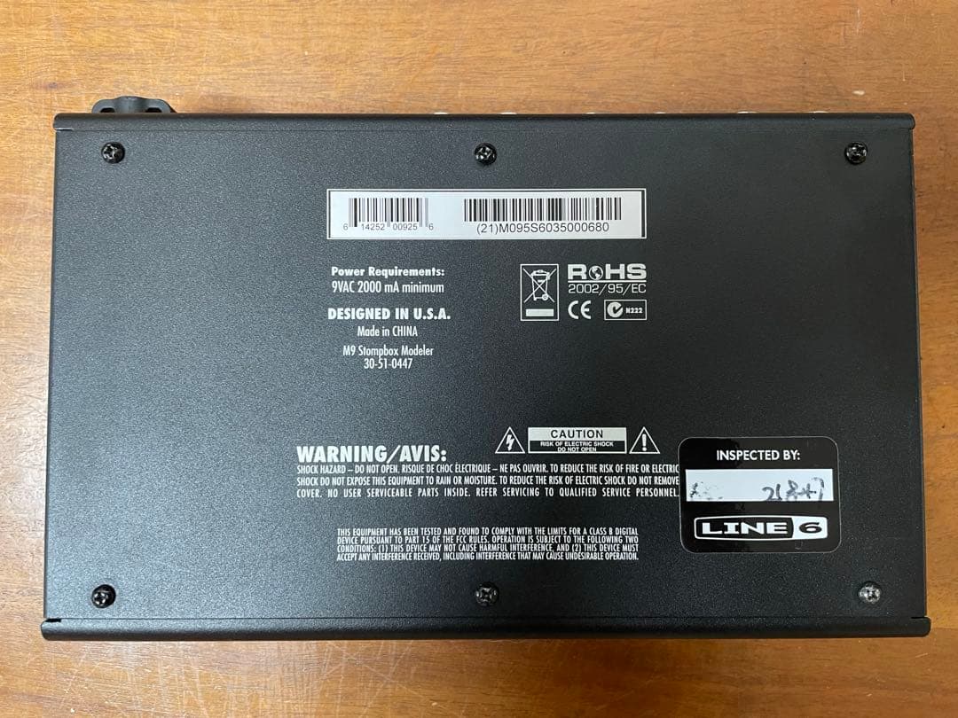 LINE6 M9 マルチエフェクター　純正アダプター付き