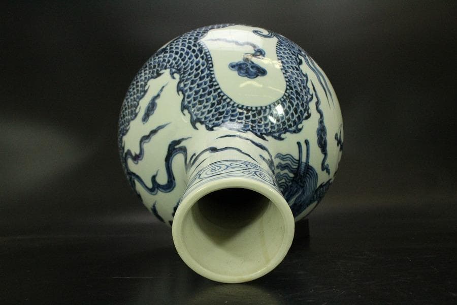 中国美術 青花 龍紋 天球瓶(A737)