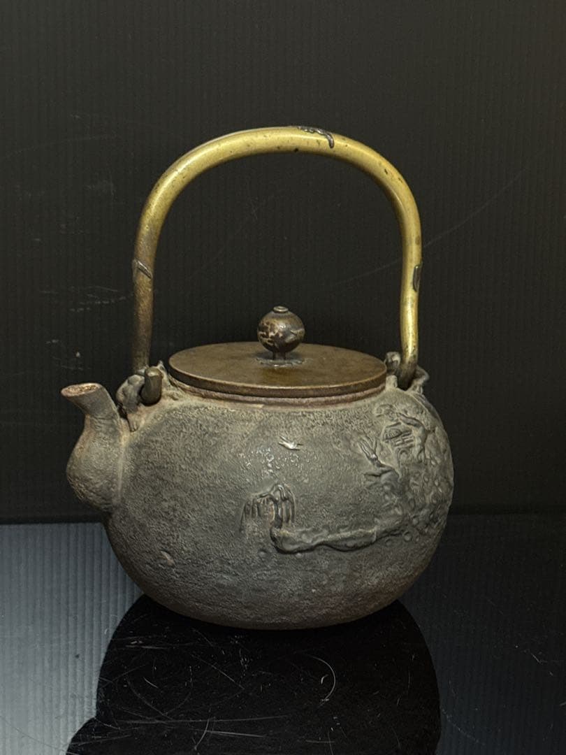 極上 中期 亀文堂 日本亀文 楼閣山水千鳥銀象嵌 蝙蝠象嵌提手 鉄瓶 茶道具