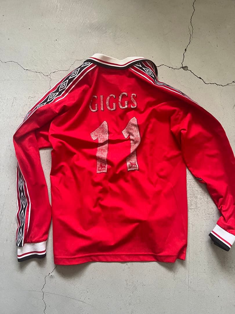 マンチェスターユナイテッド 長袖　ギグス　11番　98-00 ネーム ビンテージ