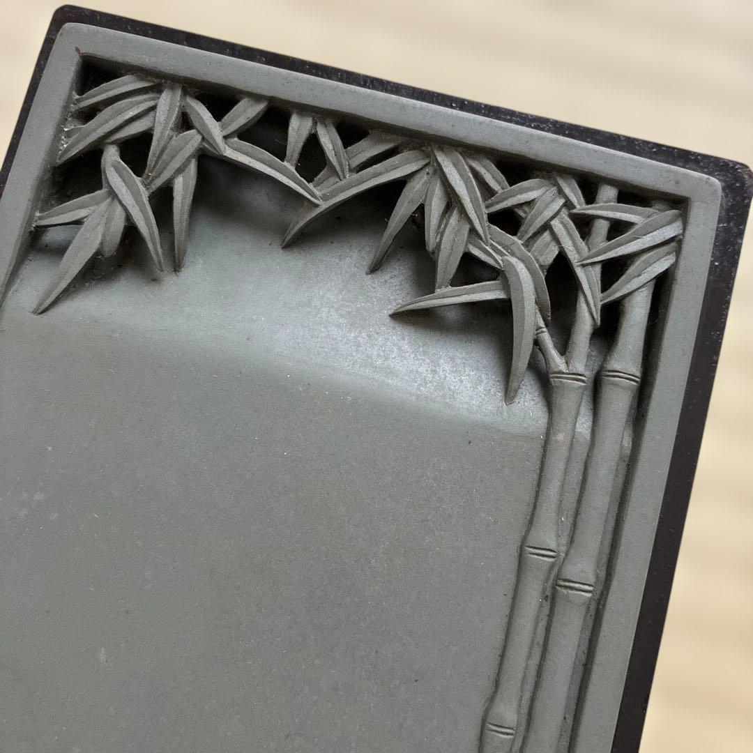 竹の彫刻の硯と箱のセット