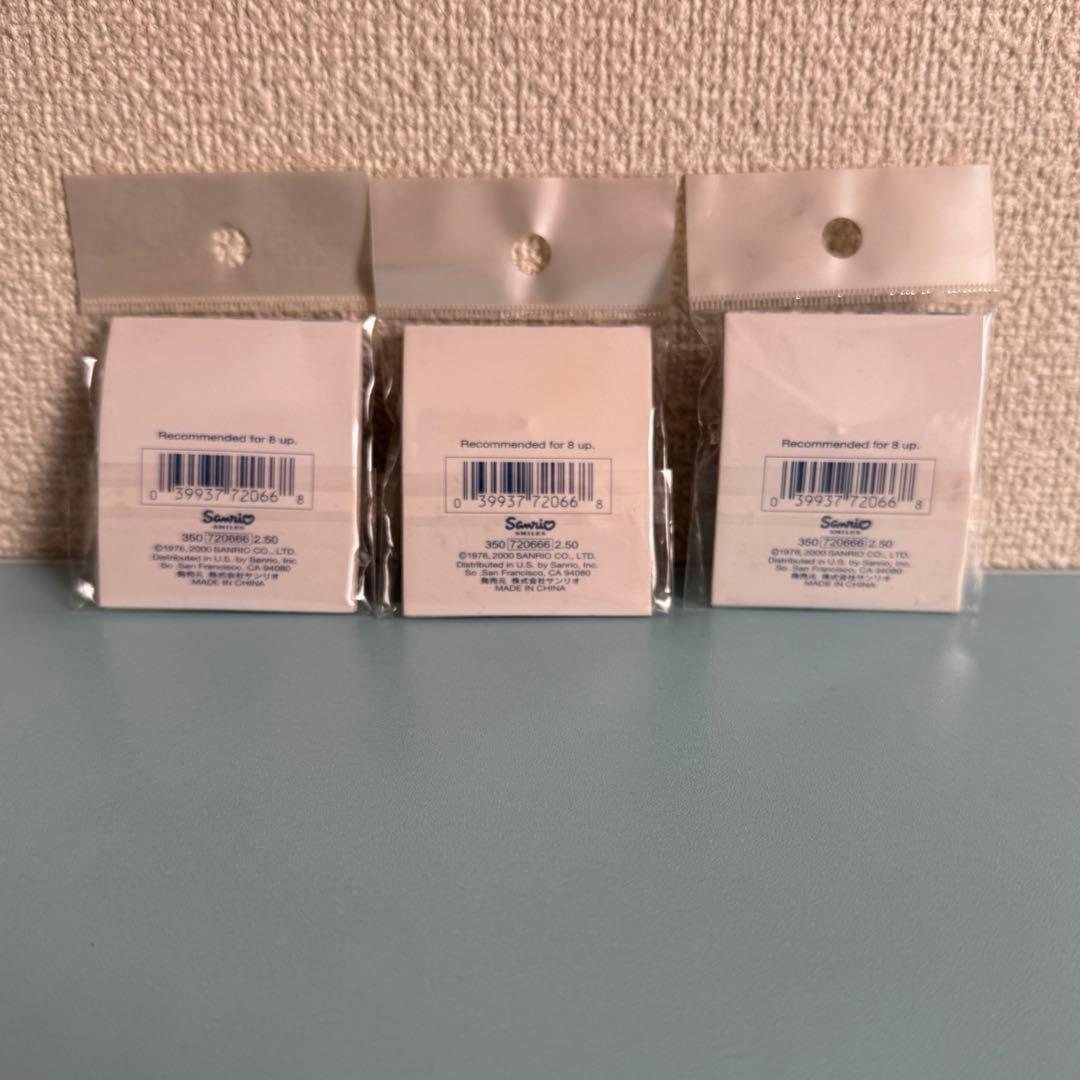 超レア！希少！アメリカ　ニューヨーク限定！ハローキティピンバッジ3点セット