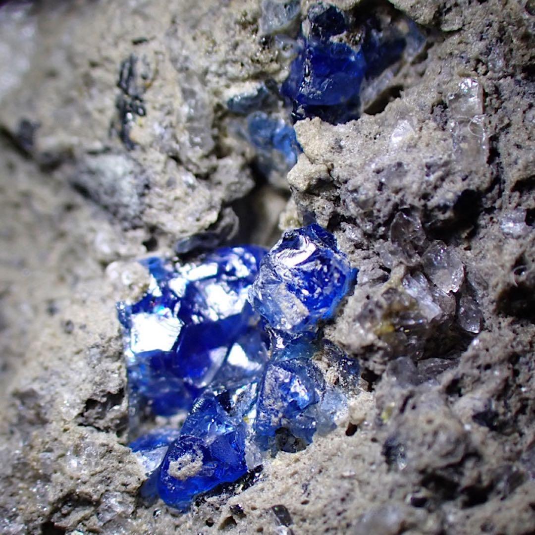 【ドイツ/アイフェル産】アウイナイト