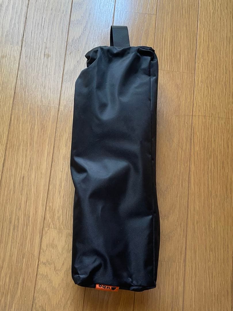 軽量ポスタースタンド クランポ clampo