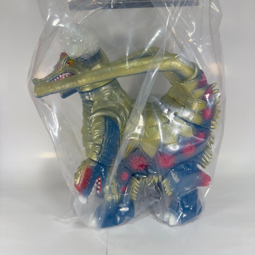 抽選販売品 MAT ブロッケン メディコムトイ ソフビ ウルトラマンA