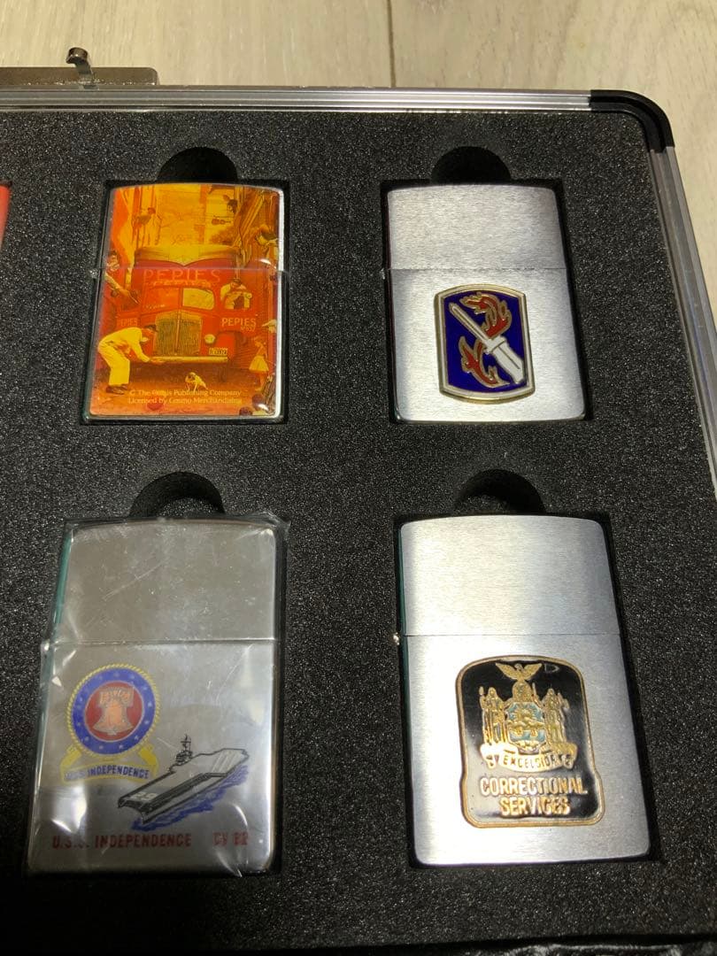 【マニア・コレクター必見】Zippo16個 コレクションケース付 新品 未使用品
