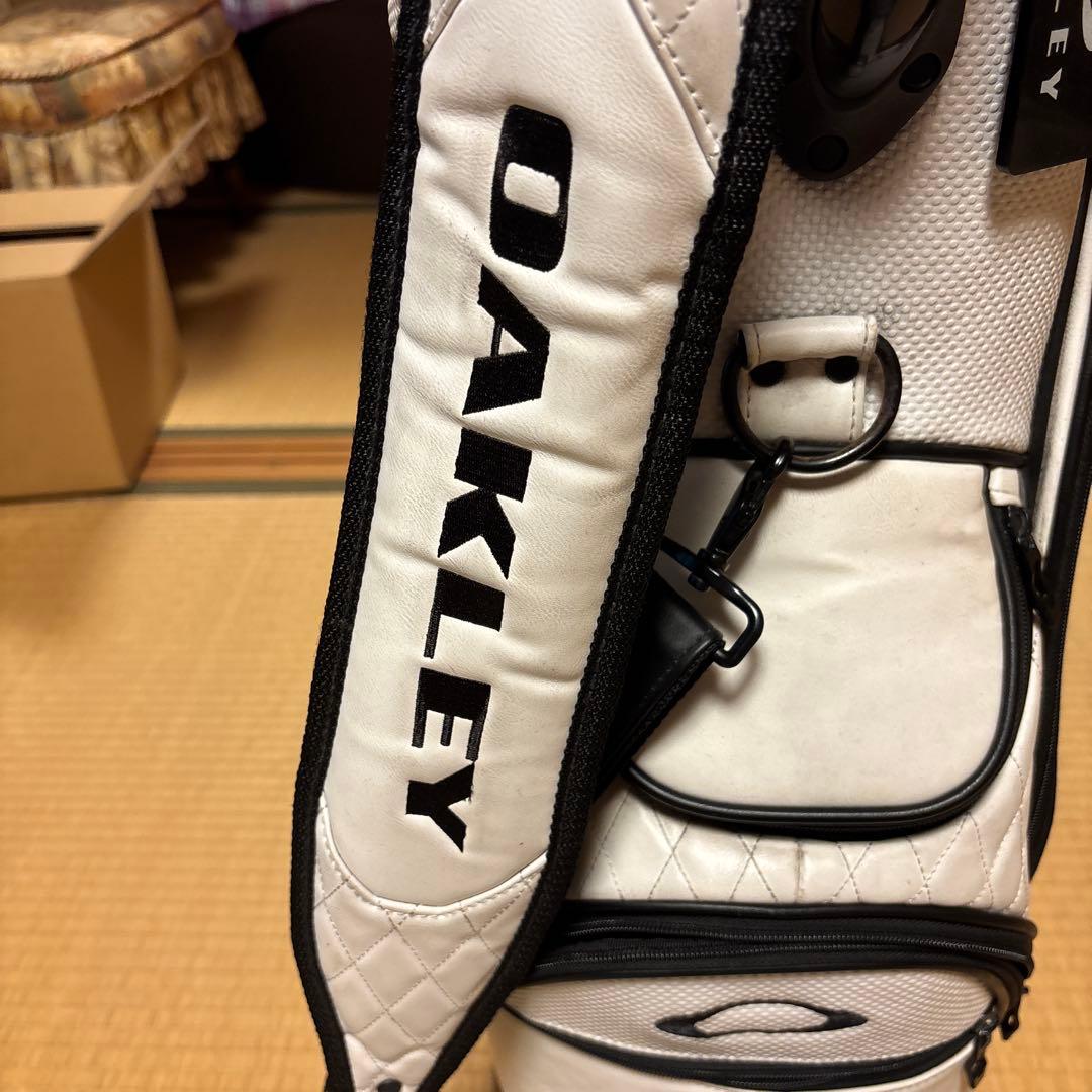 《最終値下げ》オークリーゴルフキャディバッグ