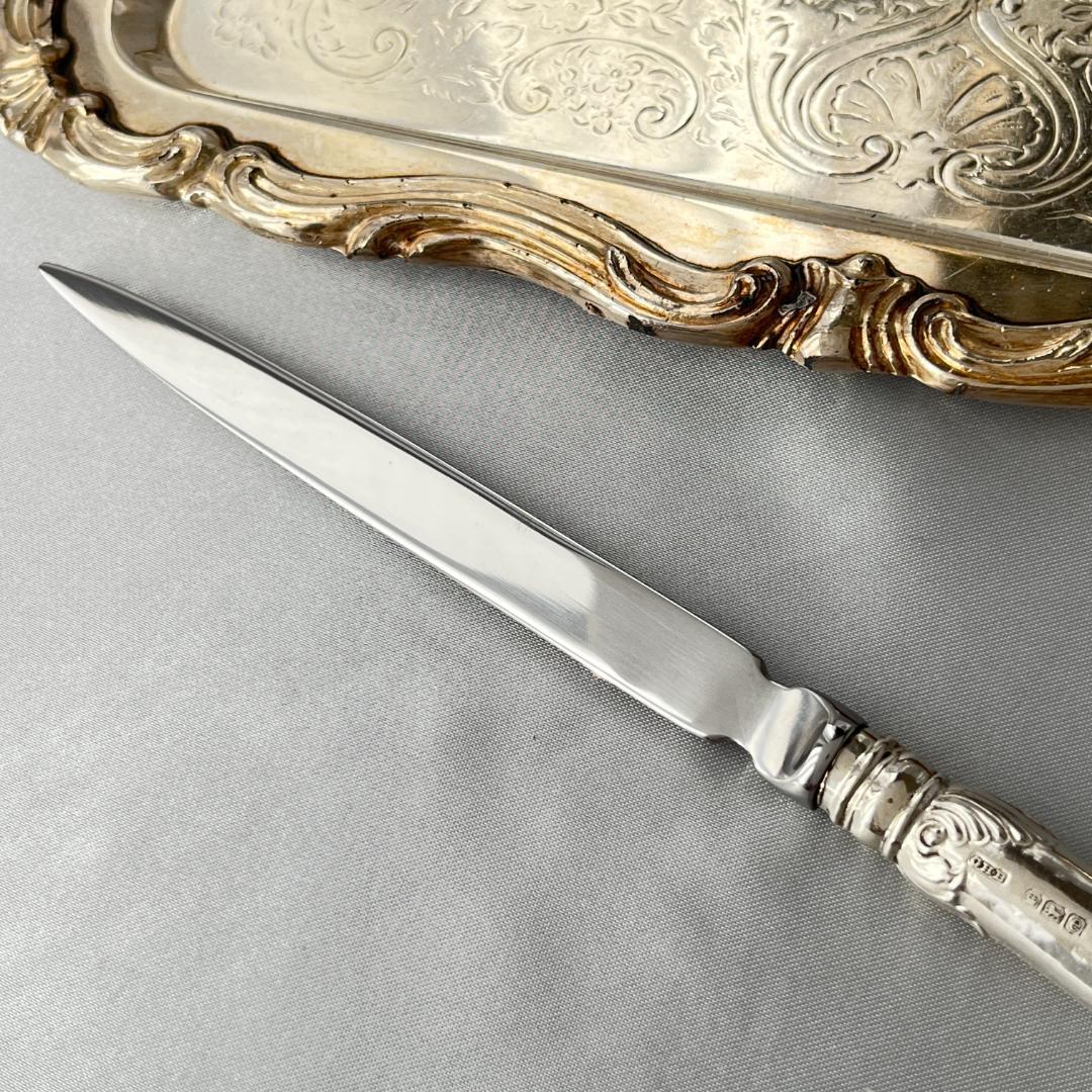 【Alfred Biggin & Son】 【純銀ハンドル】ロココのレターナイフ