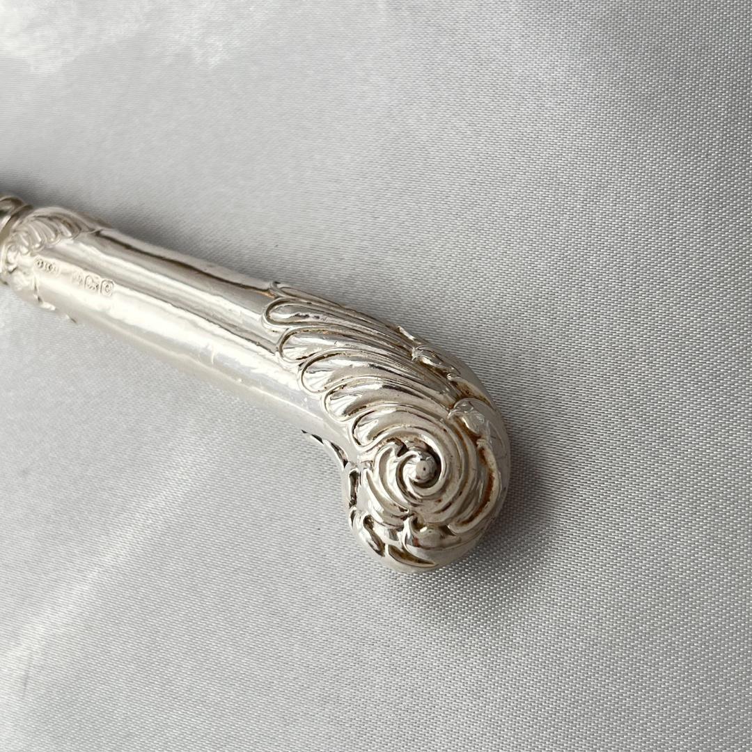 【Alfred Biggin & Son】 【純銀ハンドル】ロココのレターナイフ