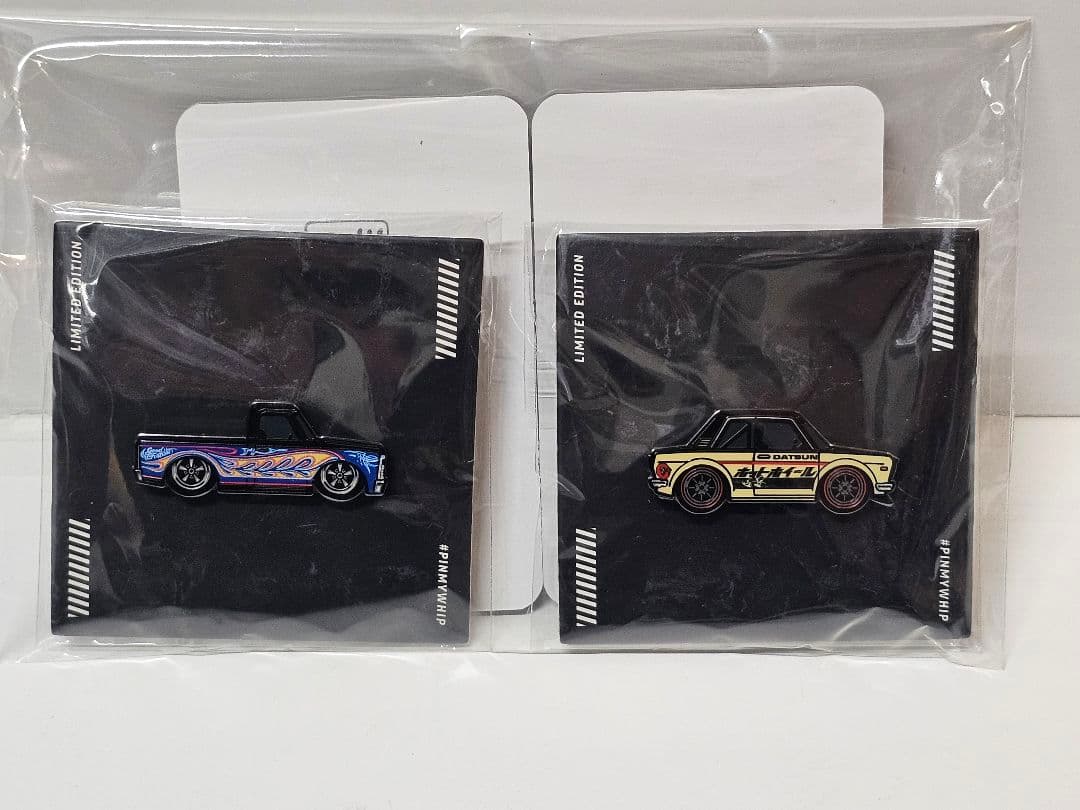 ホットウィール ジャパンコンベンション2022 510 左右Tシャツ&ピンバッジ