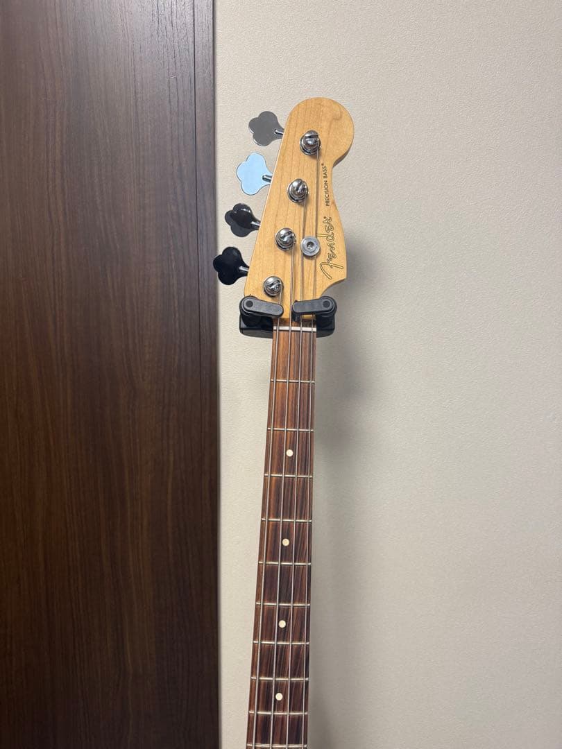おまけ付き　Fender prayer Precision Bass ホワイト