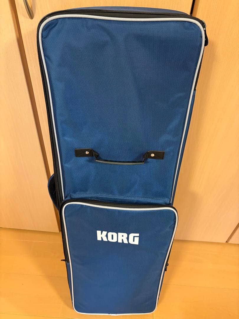 KORG KROSS2-61 限定ホワイト ケース付 美品