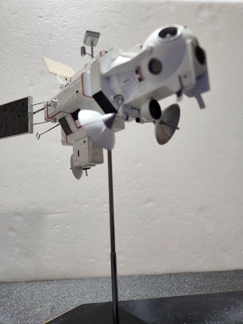 精密再現！　謎の円盤UFO 有名モデラー渾身の逸品 コンピュータ偵察衛星SID