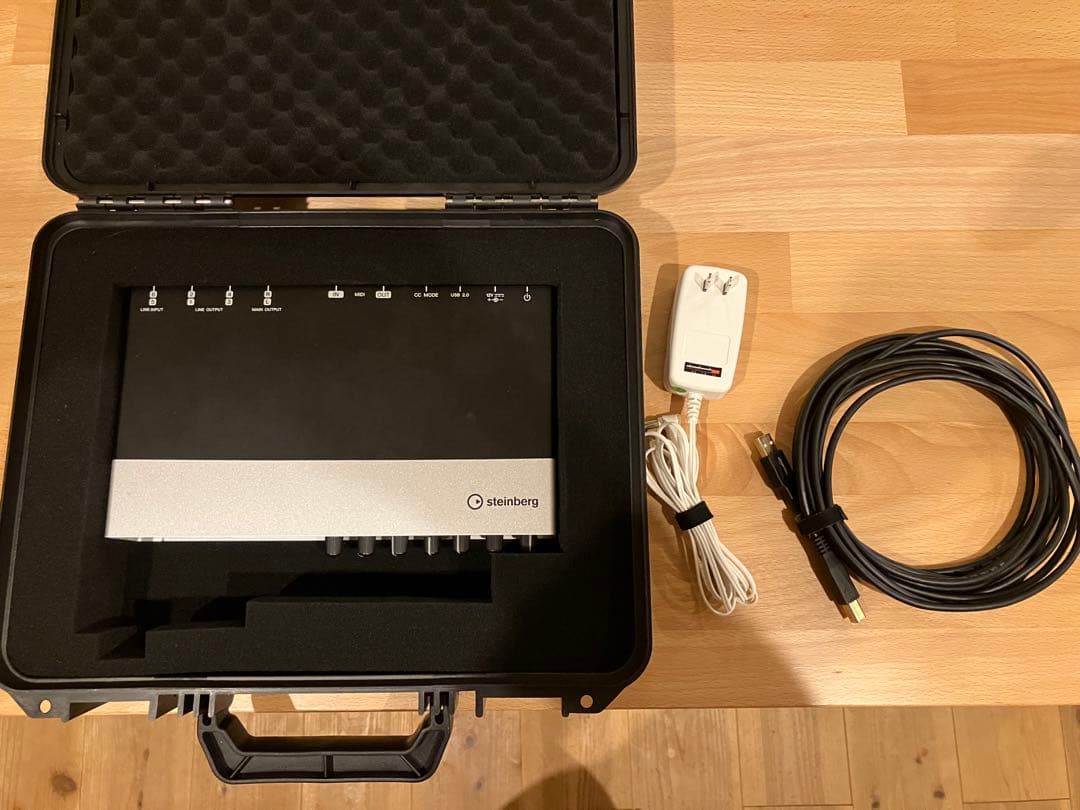 Steinberg UR44 オーディオインターフェイス ケース付き