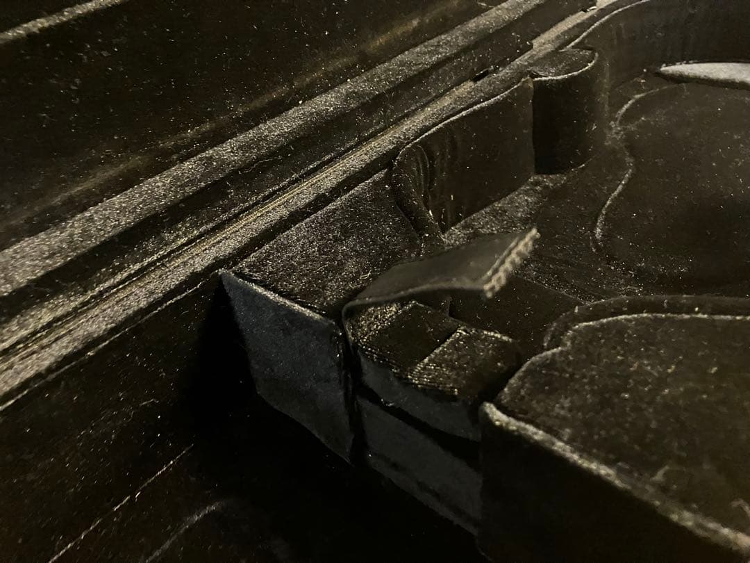 スーパーライト バイオリンケース シェイプト　(三角)型 ブラック