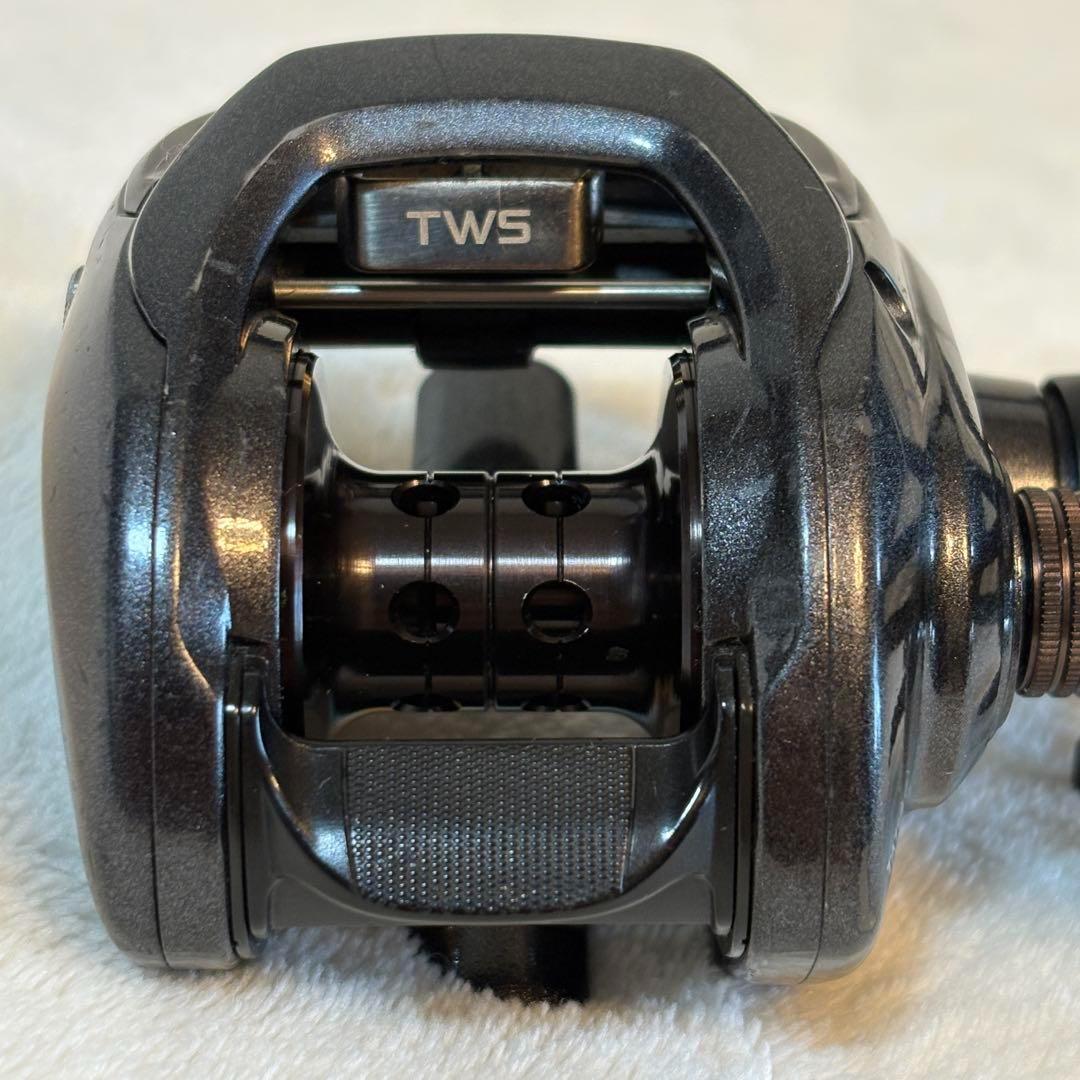 ダイワ タトゥーラ TWS 100H 6.3 US ベイト リール 右巻