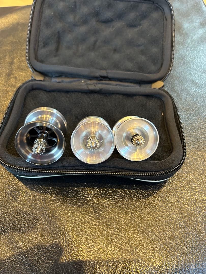 メガバスパッガーニP300シャンパンゴールド左巻き