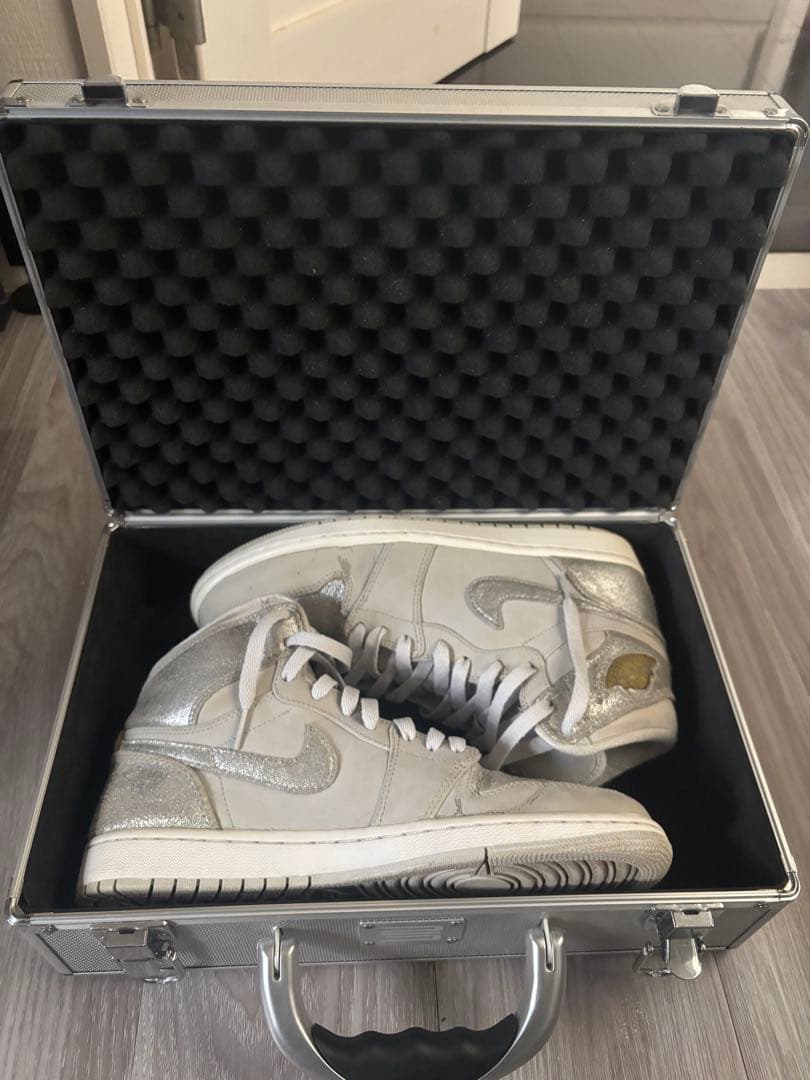 【期間限定】ジョーダン1 レトロ ハイ OG CO JP東京ブリーフケース付き
