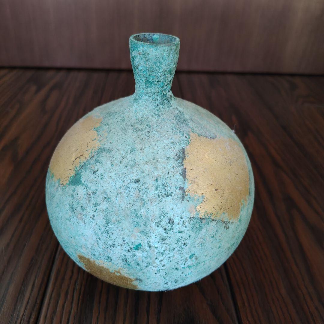 青緑色の金箔装飾陶器瓶 青銅製