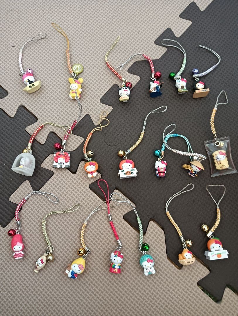 ハローキティ 根付け20個