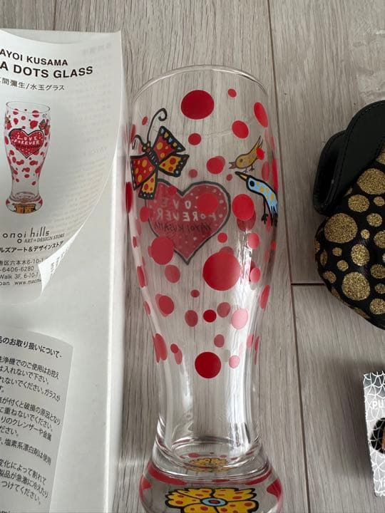草間彌生ランコム未使用グラス　レア　未使用バッチ　キーチェン