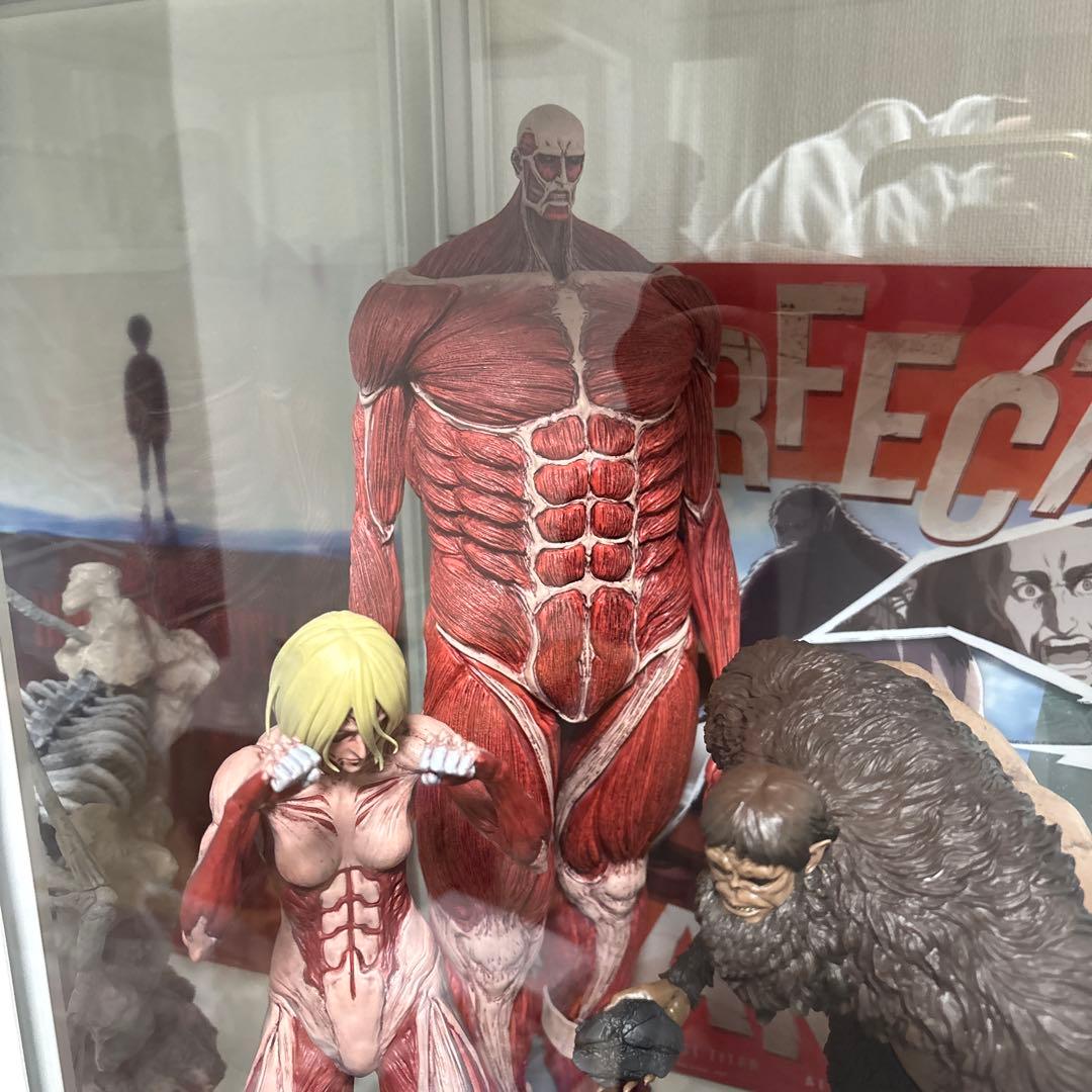 ちちち進撃の巨人 一番くじ 終尾の巨人 女型 超大型 エレン アニ