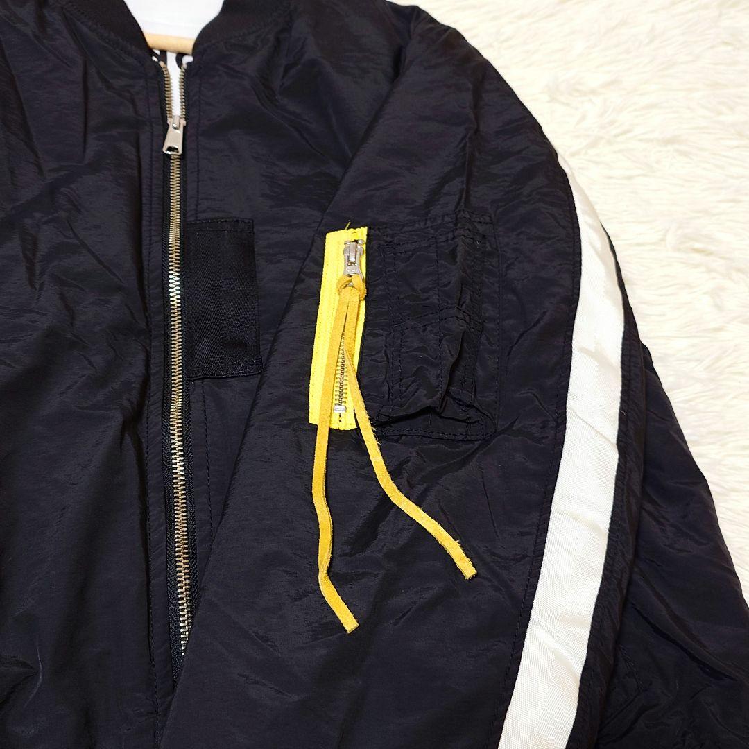 ONE OK ROCK【M】Ambitions 2017 ブルゾン MA-1 黒