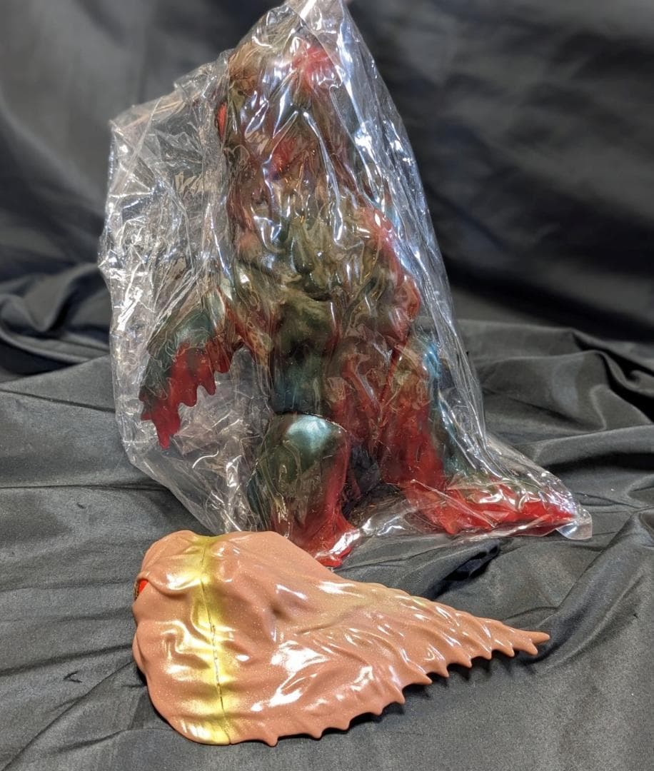 ヘドラ未開封＆飛行形態（マルサン）ソフビフィギュア