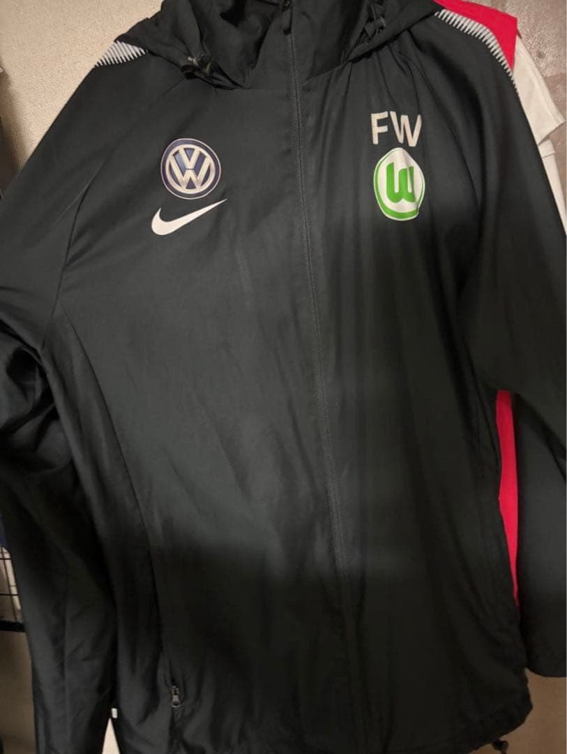 Nike VfL ヴォルフスブルク ブラック ジャケット