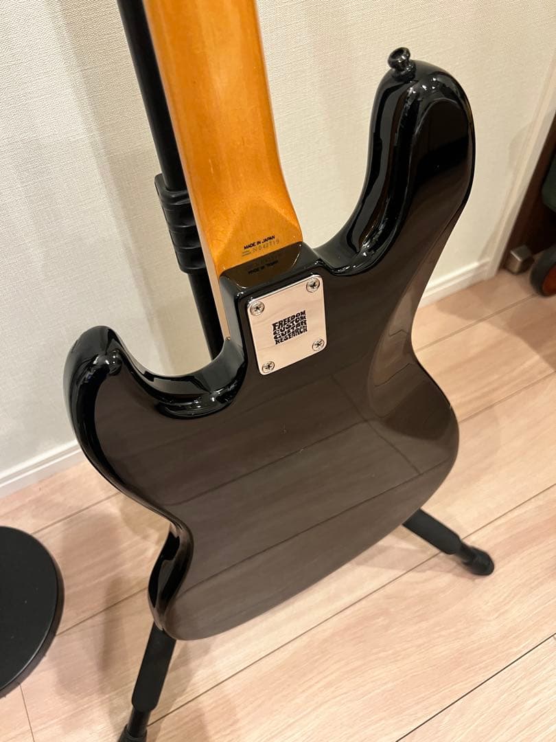 ベース Fender Japan 62 Jazz Bass