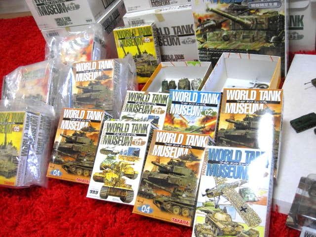 WORLD TANK　MUSEUM　By Takara　制作　海洋堂　2003年