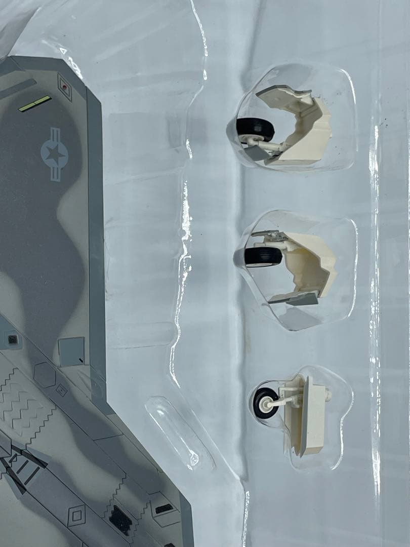 ホビーマスター F-22ラプター アメリカ空軍 第1戦闘航空団 第94戦闘飛行隊