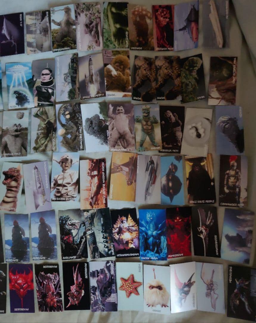 ゴジラ カード(92枚) シガレット ラッキーカード 食玩