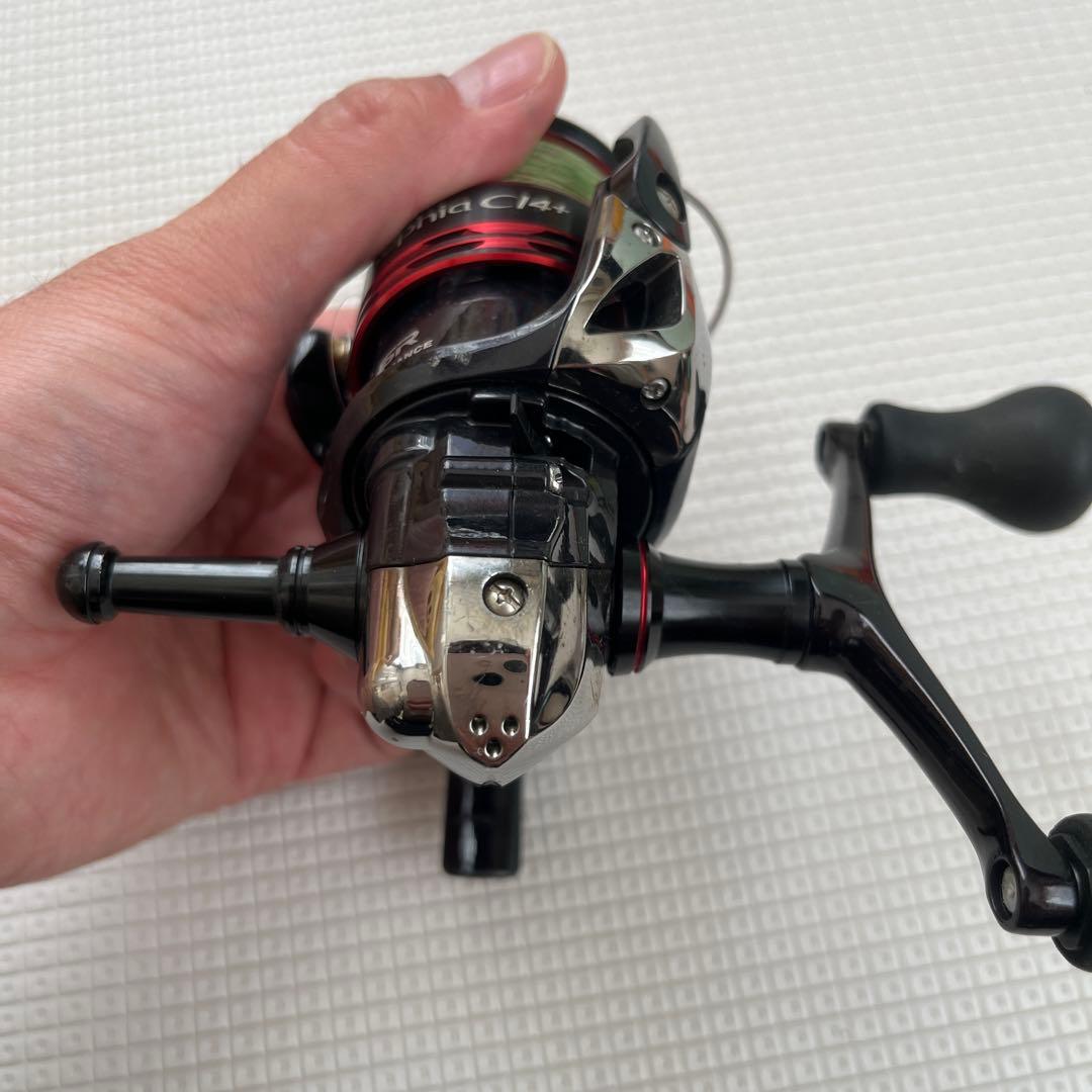 セフィア C3000HGSDHスピニングリール