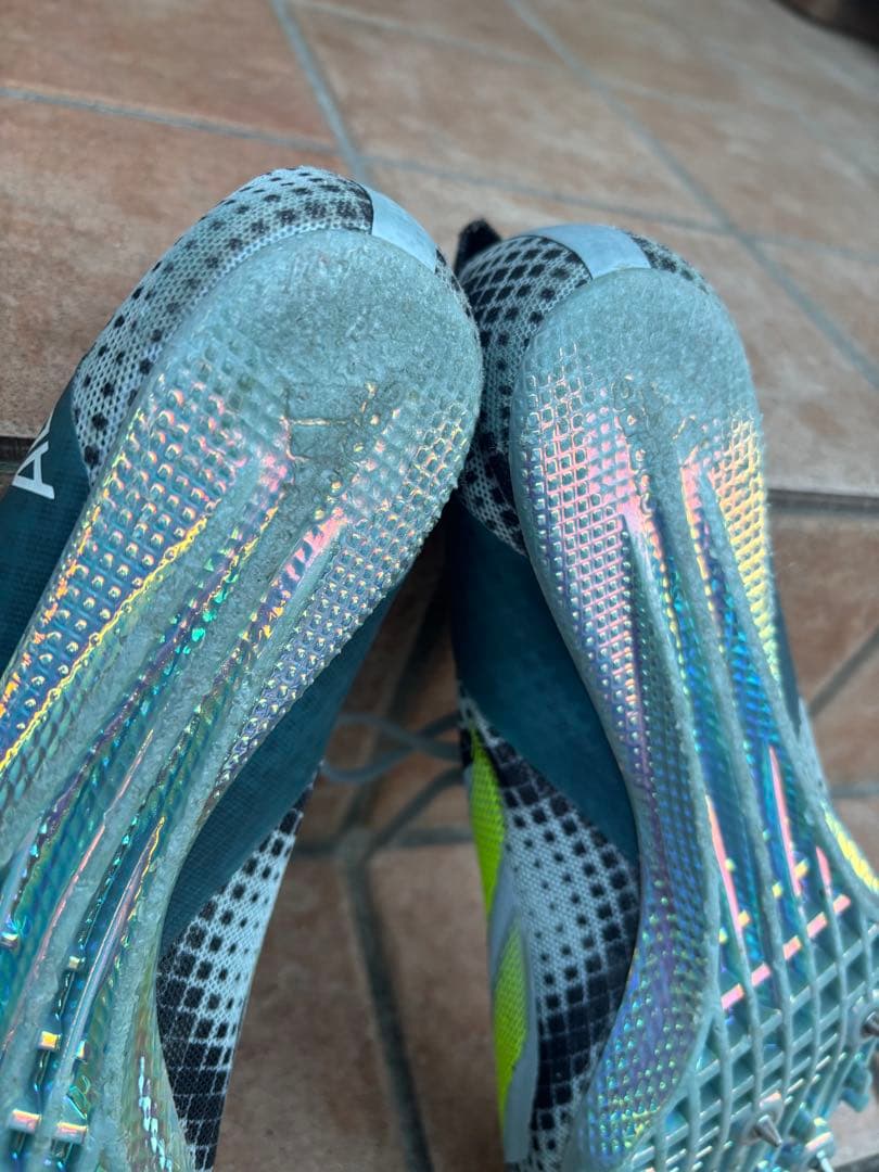 アディダスADIZERO FINESSE　アディゼロ/陸上　26.0cm 美品