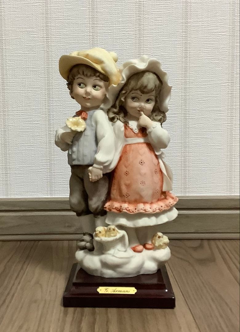 Giuseppe Armani フィギュリン 置物 陶器 G.Armani 台座