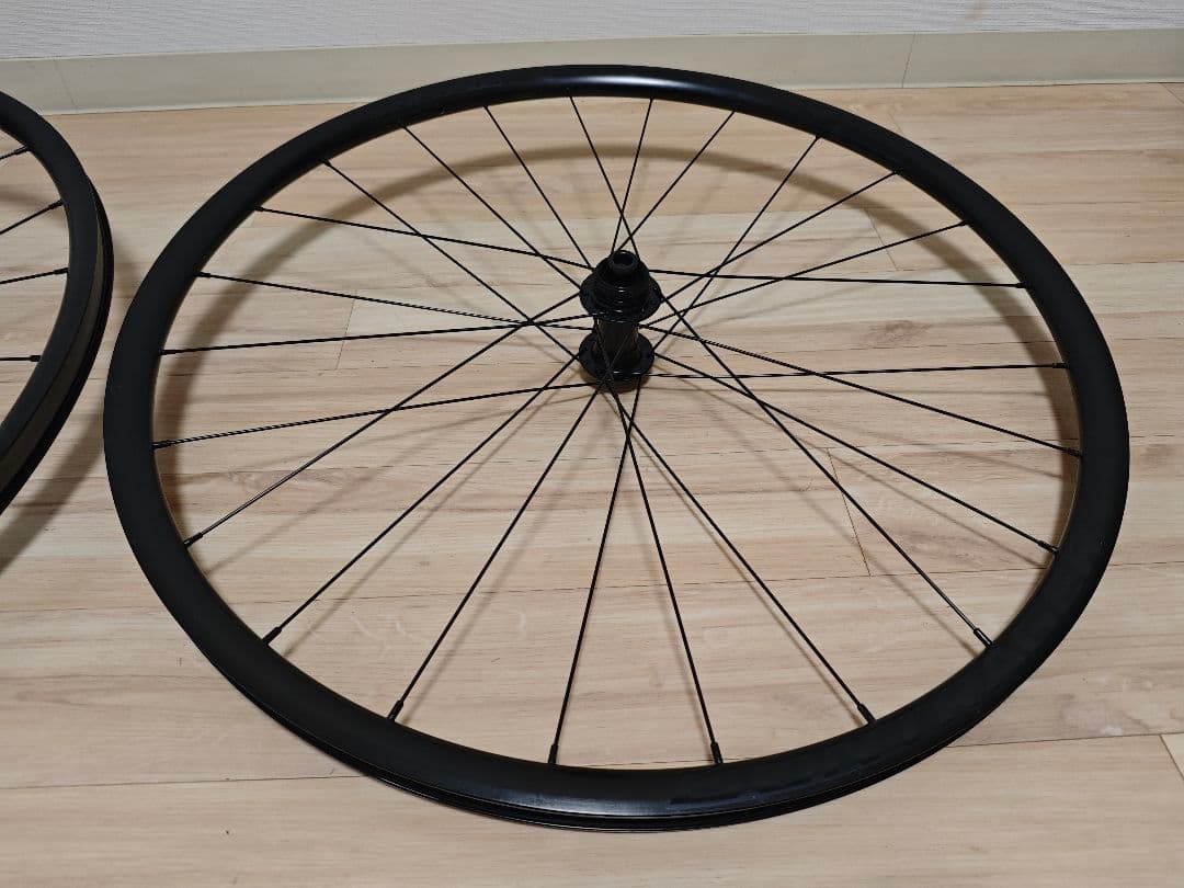 PARADIGM SL BONTRAGER ボントレガー 前後セット